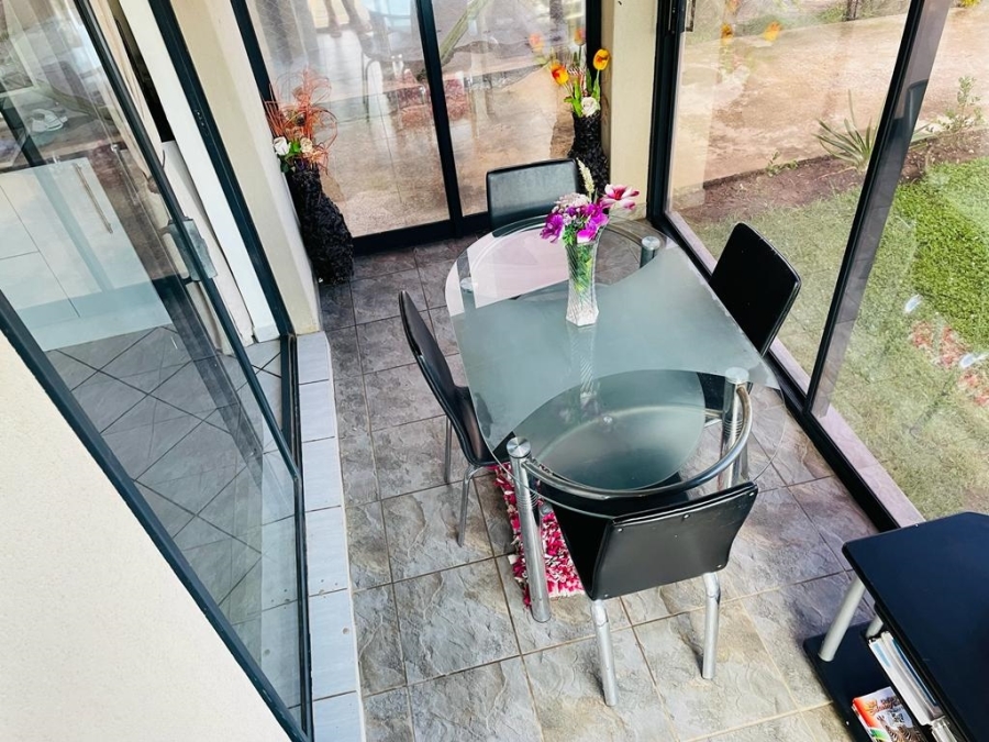 4 Bedroom Property for Sale in Kidds Beach Eastern Cape